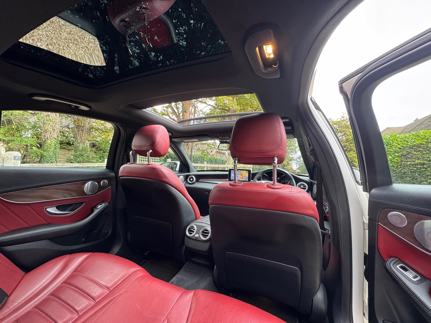 Used Mercedes-Benz C-Class 2015 for sale - 76089761: Photo 21