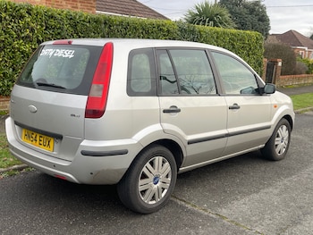 Used Ford Fusion 2004 for sale - 77071560: Photo