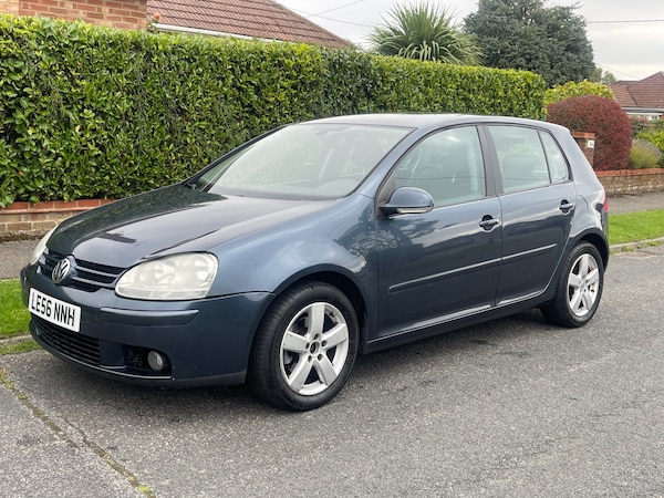 Used Volkswagen Golf 2007 for sale - 76243347: Photo 2