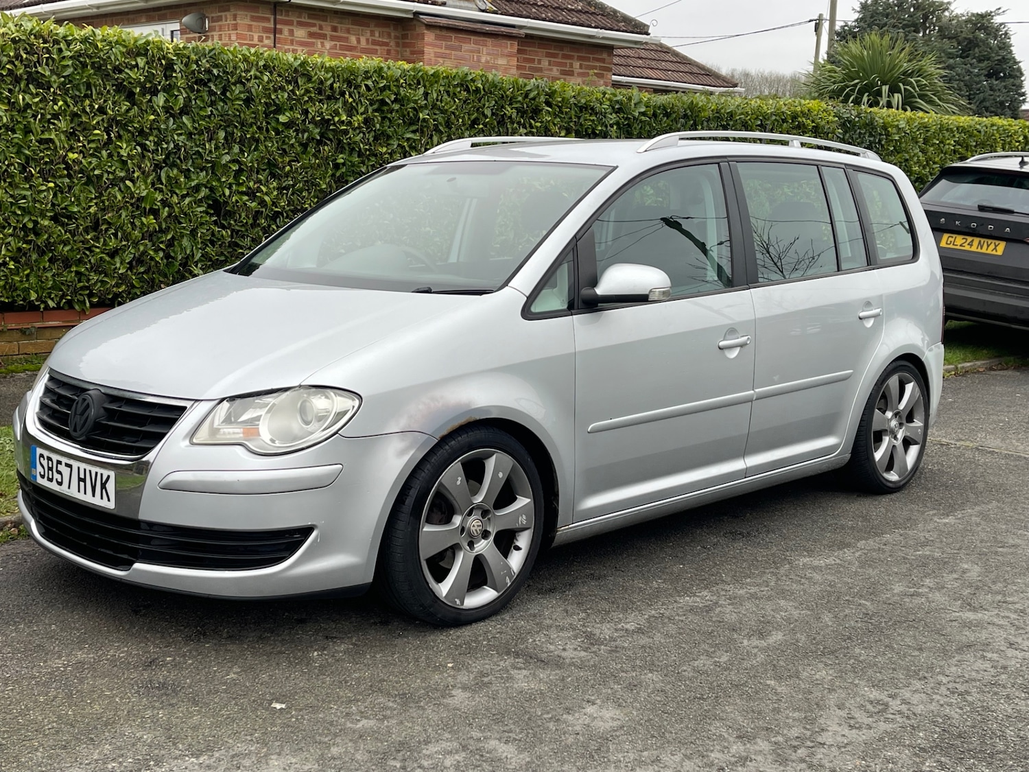 Used Volkswagen Touran 2007 for sale - 77058450: Photo 2