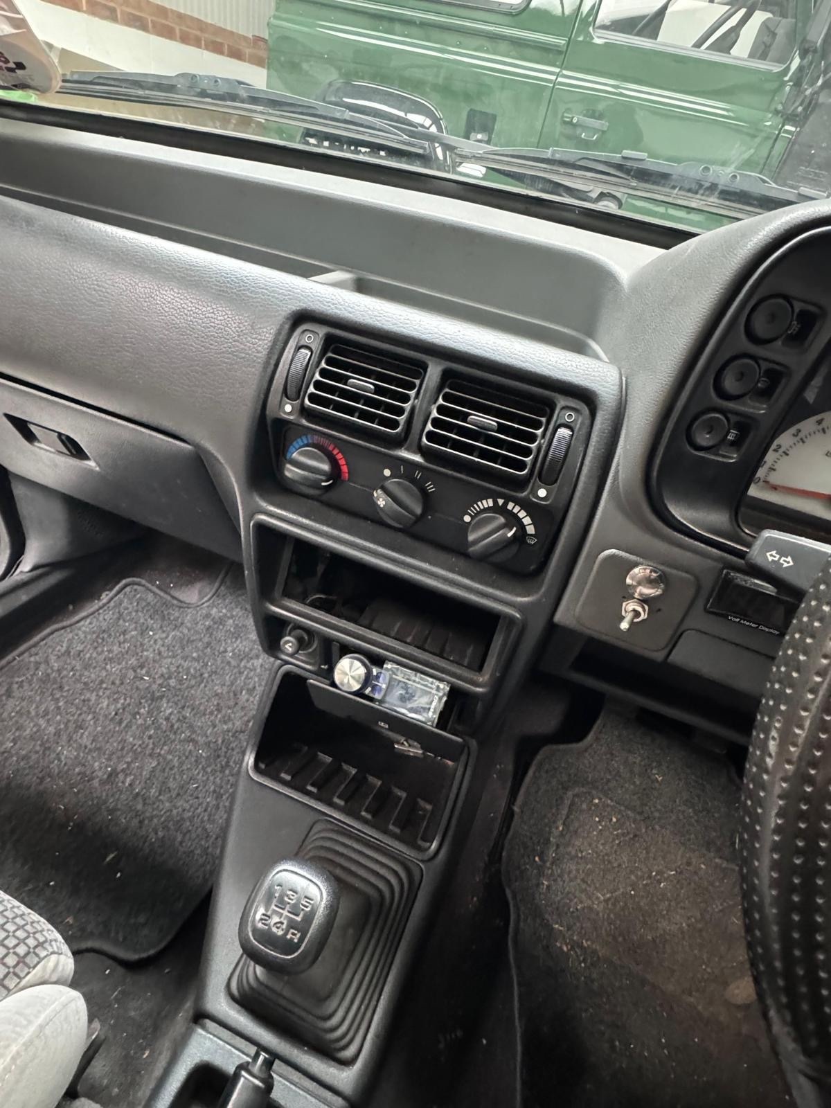 Used Ford Escort 1991 for sale - 77592528: Photo 13