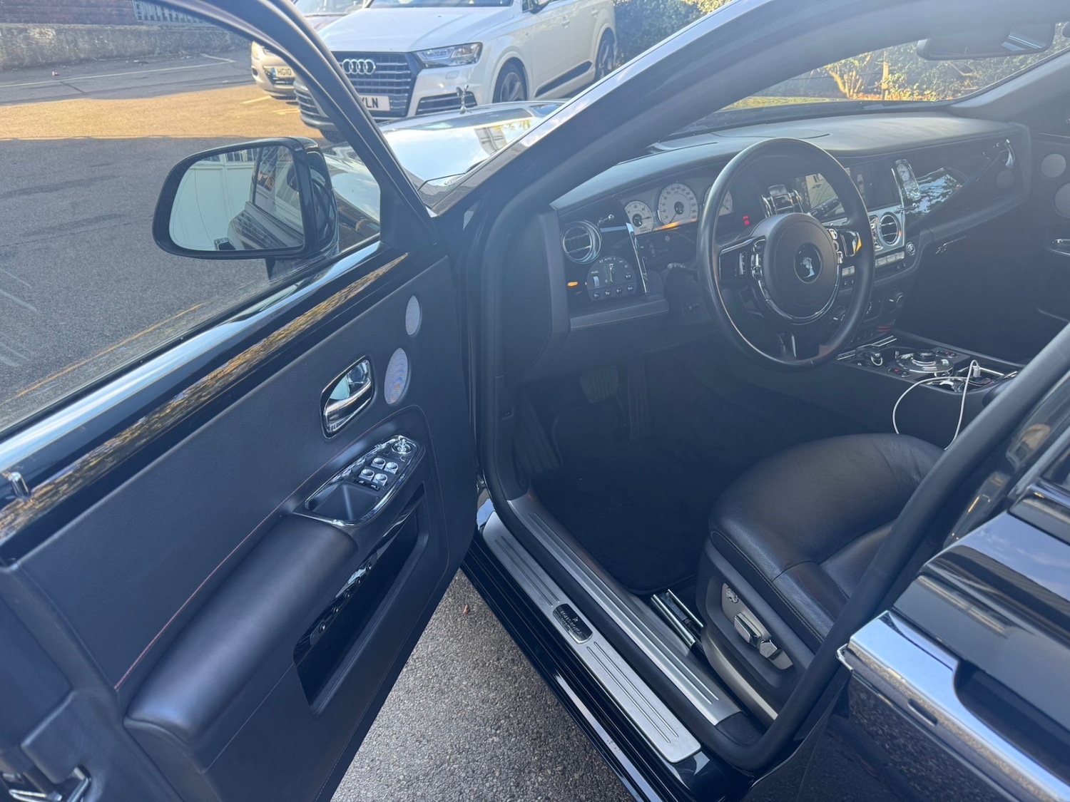 Used Rolls-Royce Ghost 2012 for sale - 76908151: Photo 4