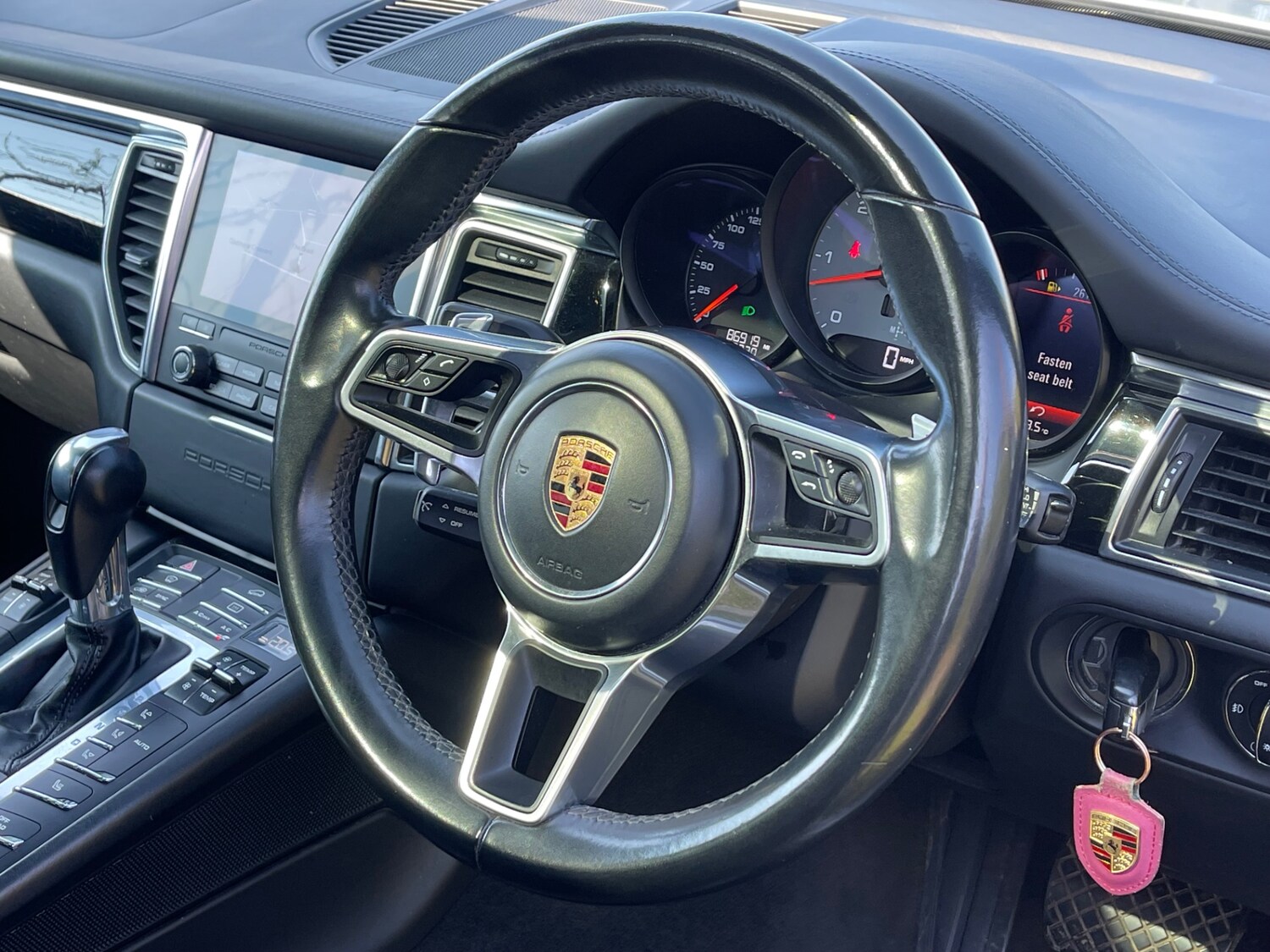 Used Porsche Macan 2016 for sale - 77938513: Photo 18