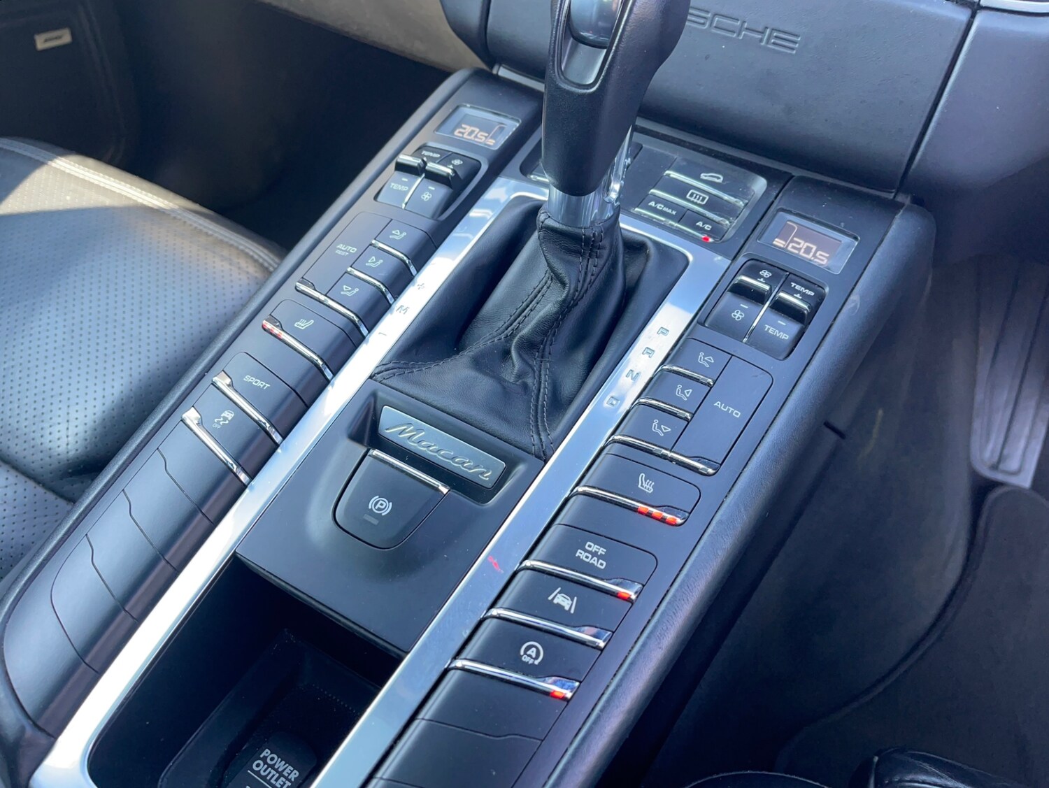 Used Porsche Macan 2016 for sale - 77938513: Photo 20