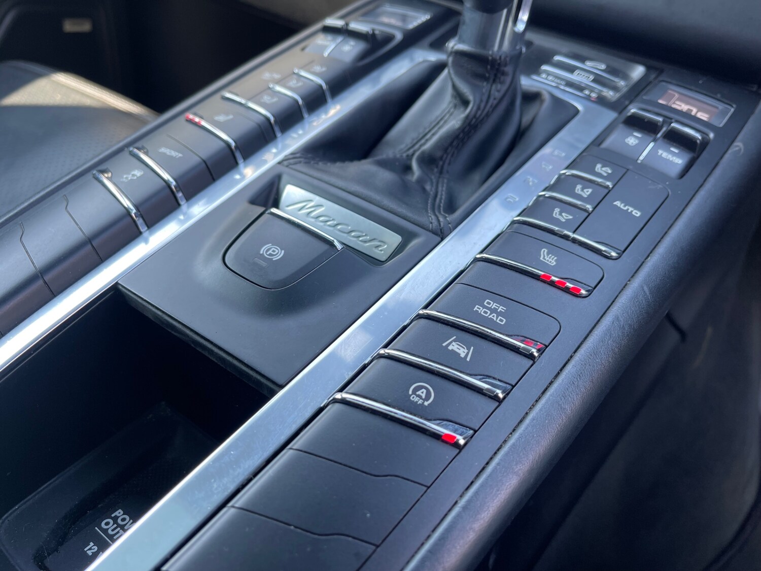 Used Porsche Macan 2016 for sale - 77938513: Photo 21