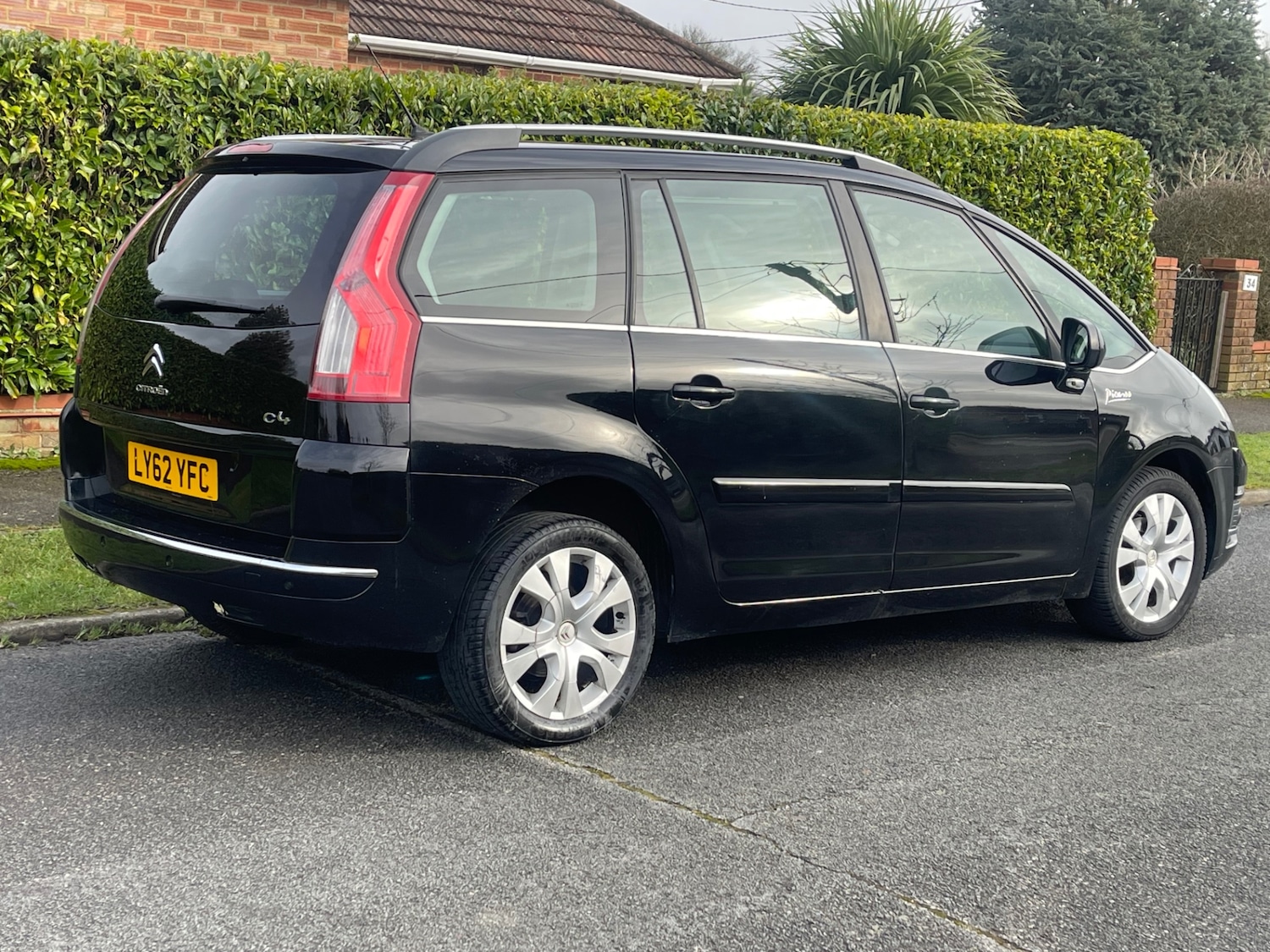 Used Citroen C4 Picasso 2012 for sale - 77351232: Photo 3
