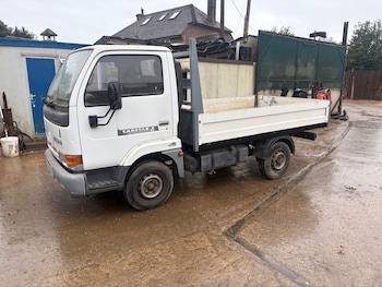 Used Nissan Cabstar 2001 for sale - 75723564: Photo