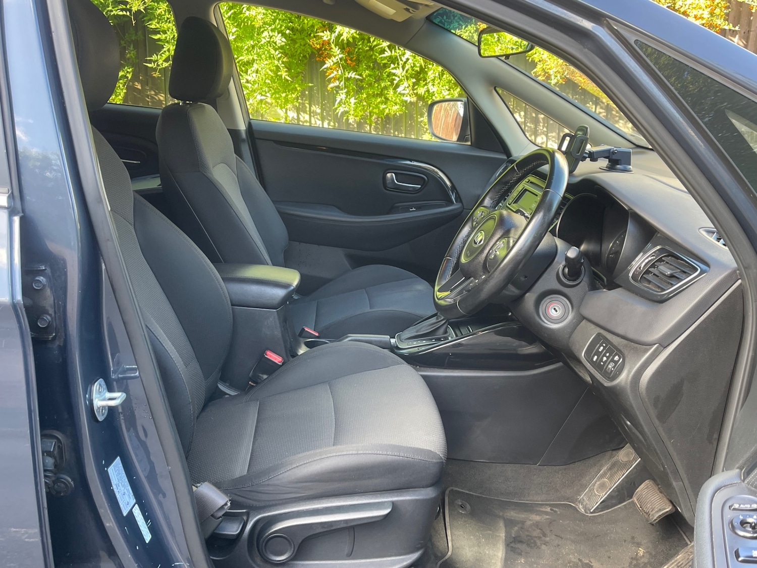 Used Kia Carens 2016 for sale - 76018470: Photo 12