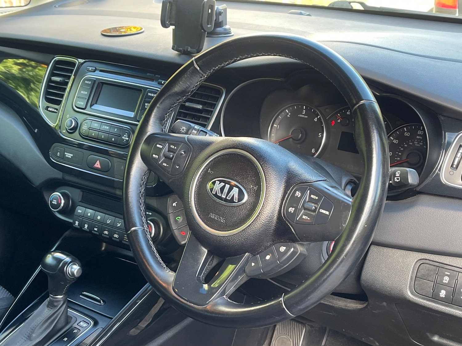 Used Kia Carens 2016 for sale - 76018470: Photo 13
