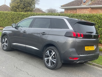 Used Peugeot E-5008 undefined for sale - 77502937: Photo