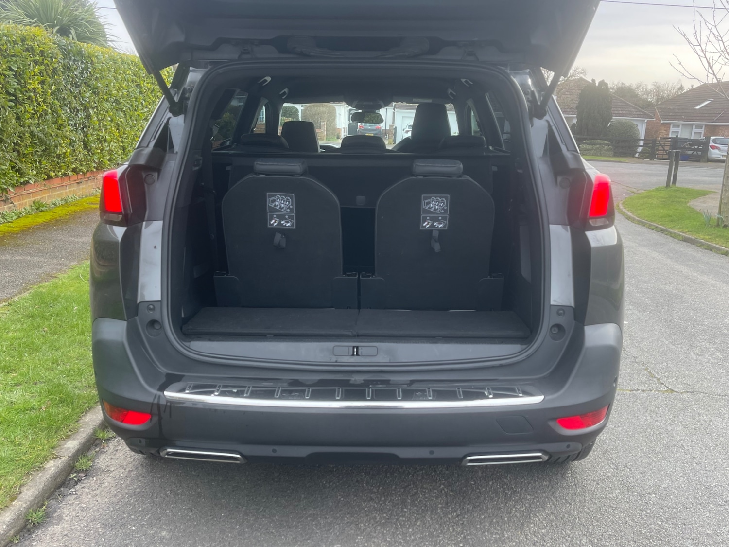 Used Peugeot E-5008 2018 for sale - 77502937: Photo 8