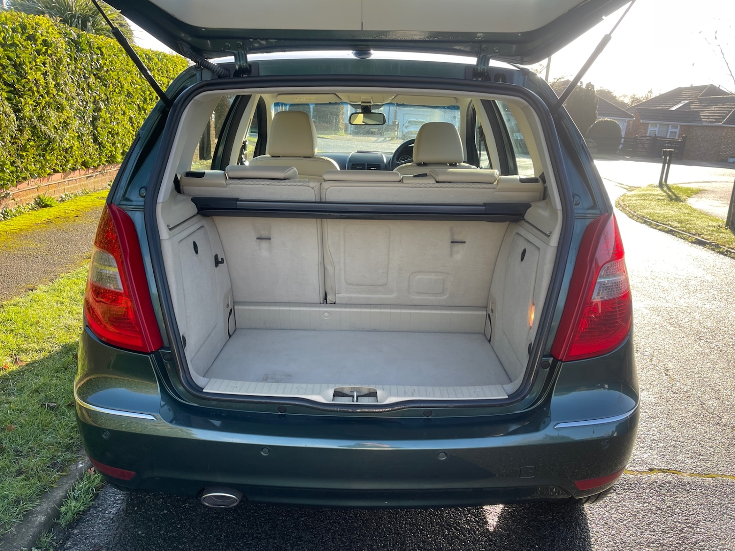 Used Mercedes-Benz A-Class 2010 for sale - 77019025: Photo 8