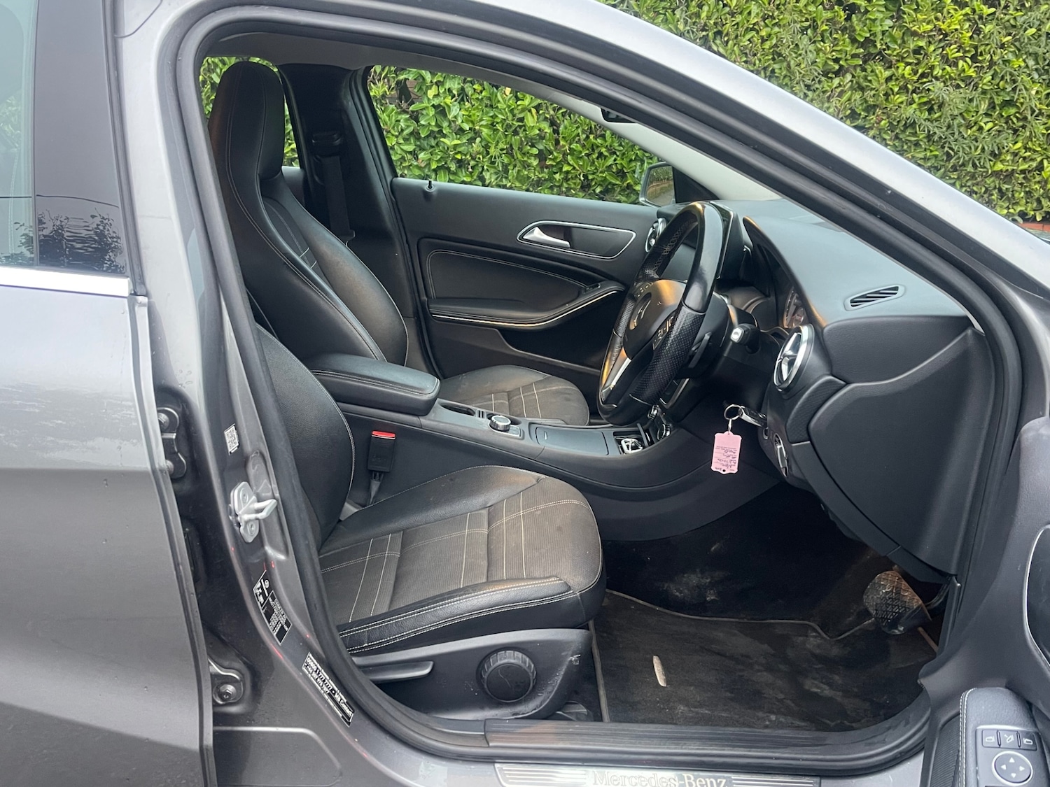 Used Mercedes-Benz A-Class 2014 for sale - 76344711: Photo 5