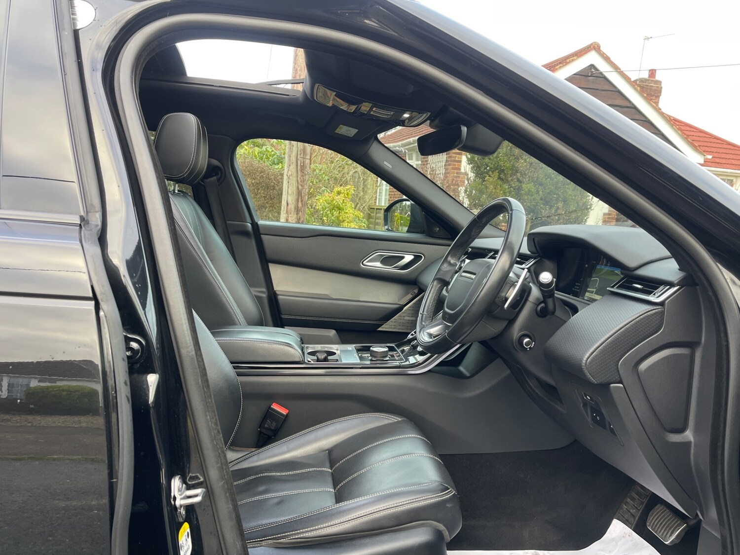 Used Land Rover Range Rover Velar 2017 for sale - 77058460: Photo 11