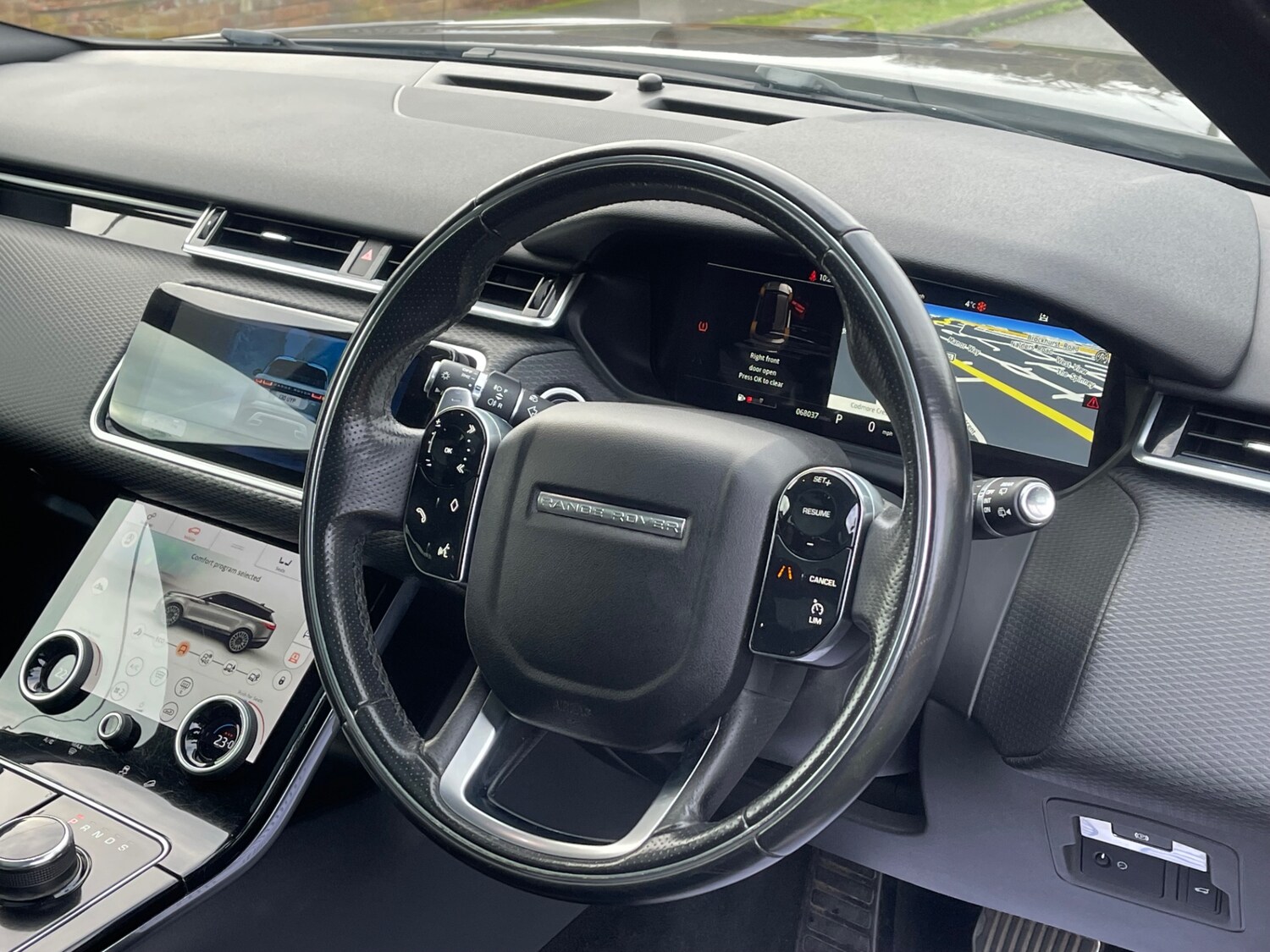 Used Land Rover Range Rover Velar 2017 for sale - 77058460: Photo 27