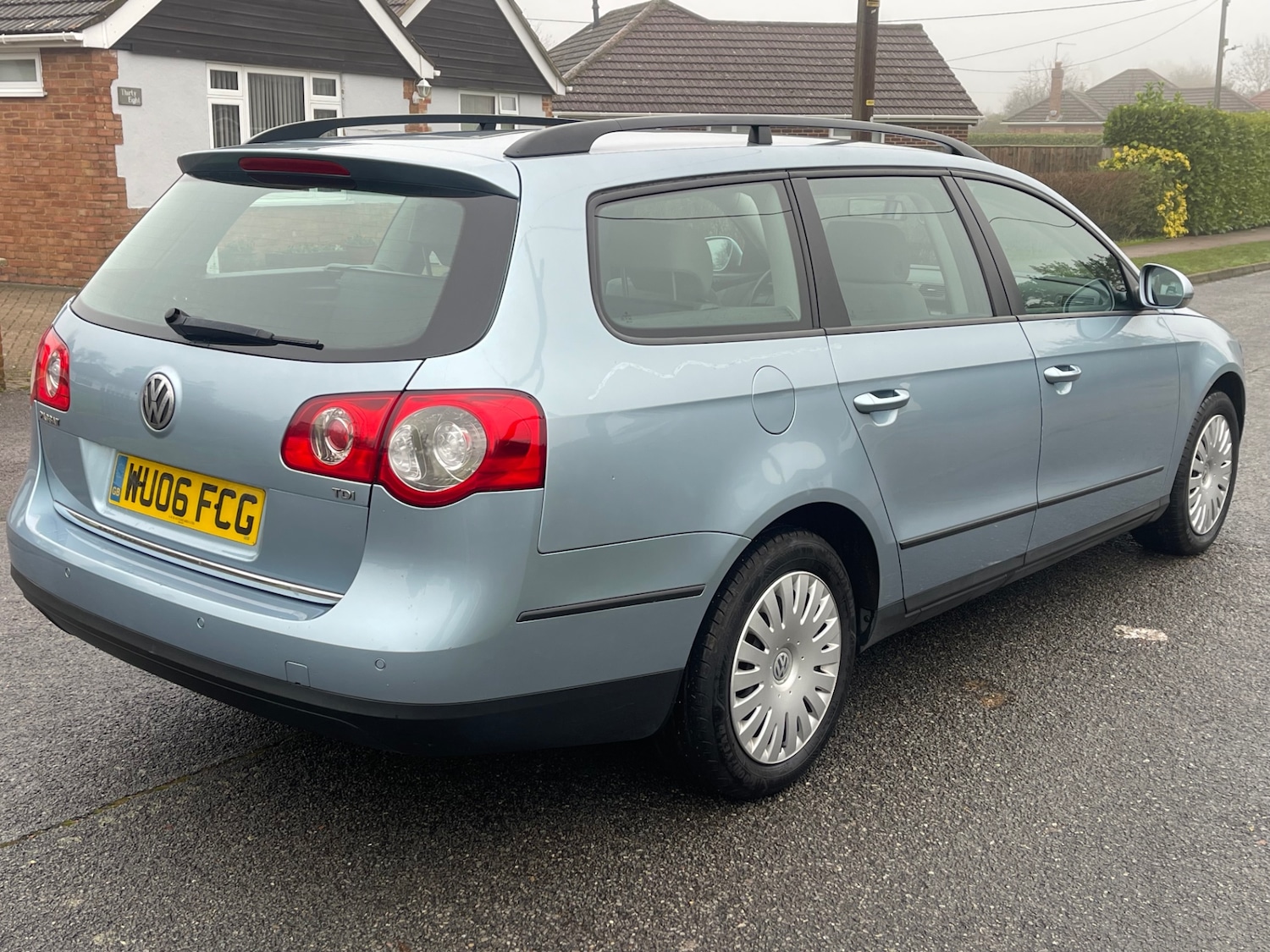 Used Volkswagen Passat 2010 for sale - 76940427: Photo 3