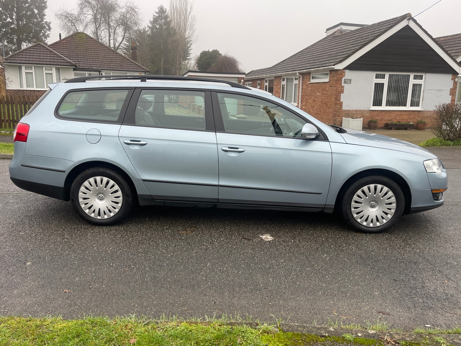 Used Volkswagen Passat 2010 for sale - 76940427: Photo 5