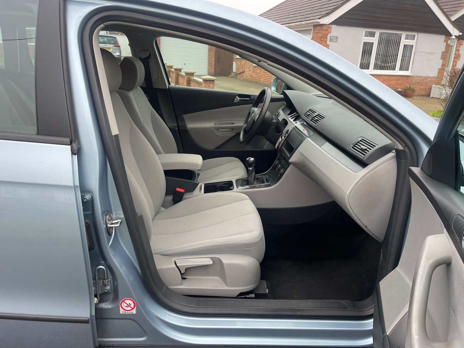 Used Volkswagen Passat 2010 for sale - 76940427: Photo 9