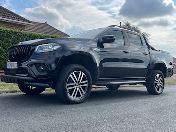 Used Mercedes-Benz X-Class 2020 for sale - 75673004: Photo