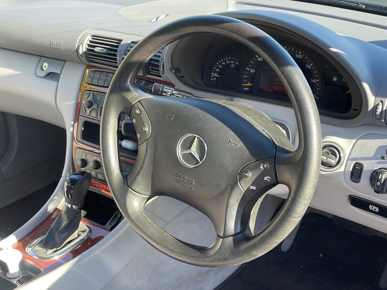 Used Mercedes-Benz C-Class 2002 for sale - 75379306: Photo 15