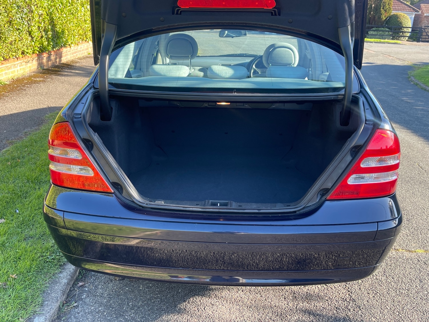 Used Mercedes-Benz C-Class 2002 for sale - 75379306: Photo 8