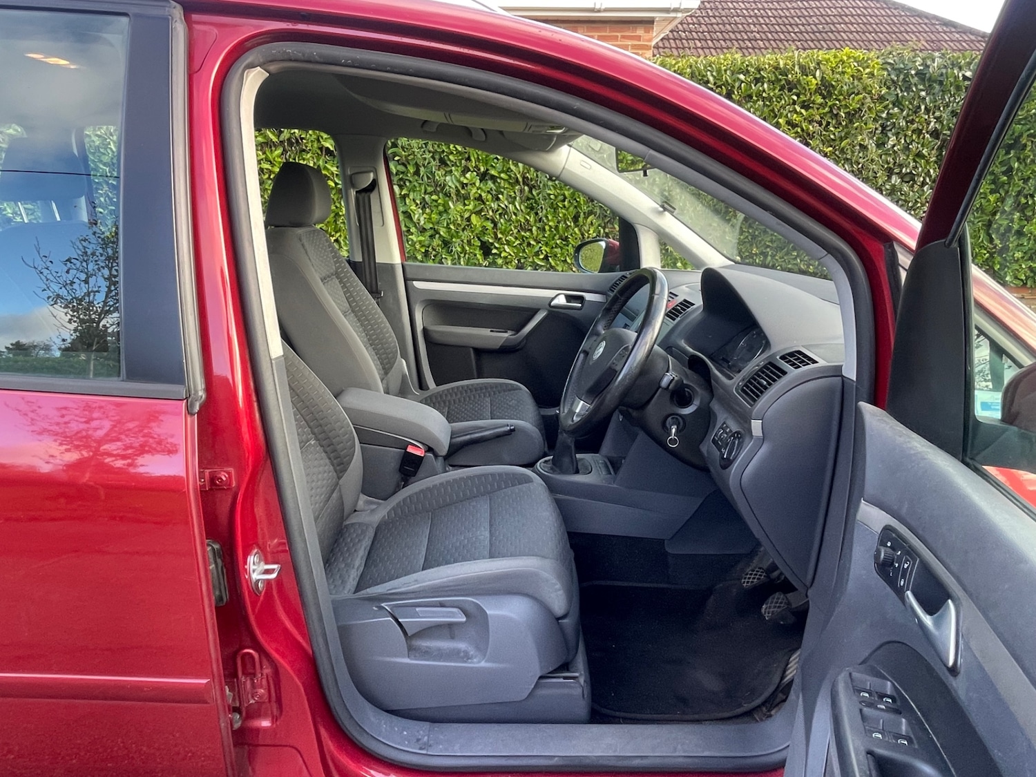 Used Volkswagen Touran 2009 for sale - 76692785: Photo 11