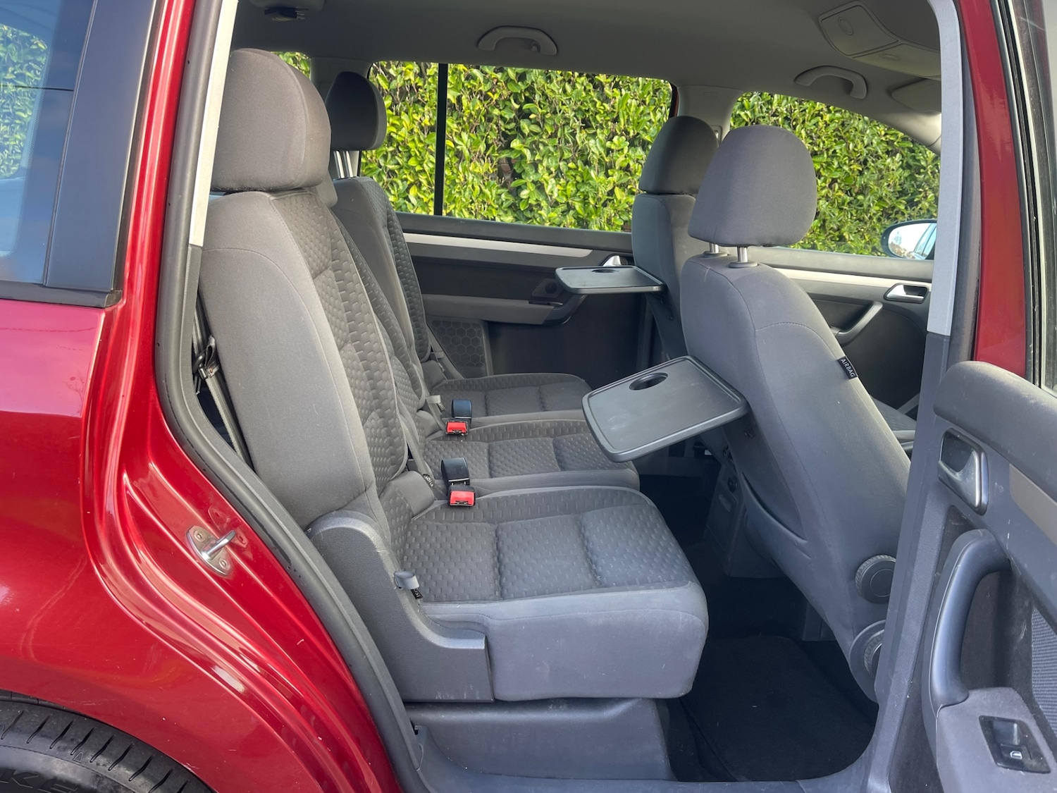 Used Volkswagen Touran 2009 for sale - 76692785: Photo 14