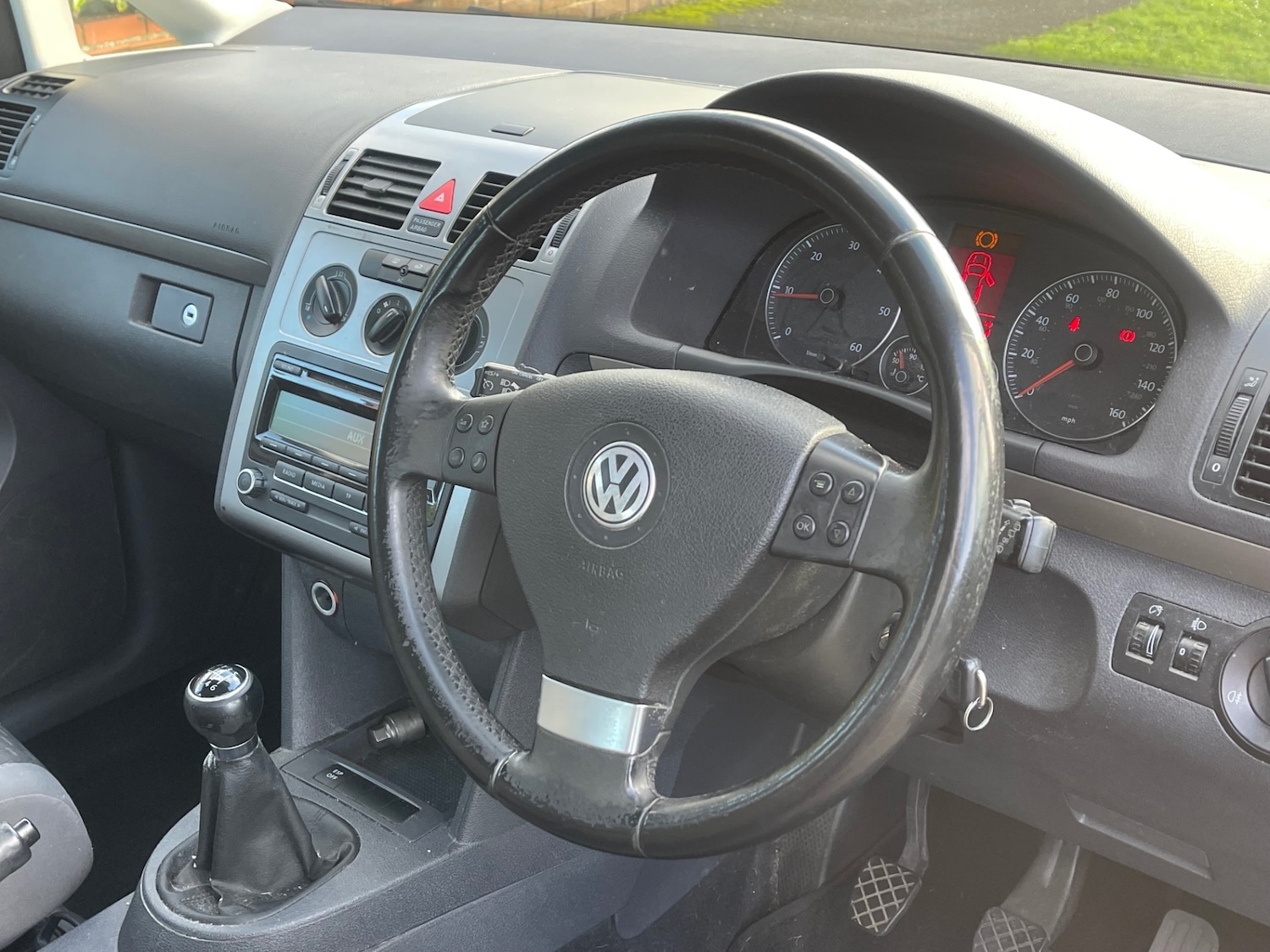 Used Volkswagen Touran 2009 for sale - 76692785: Photo 15