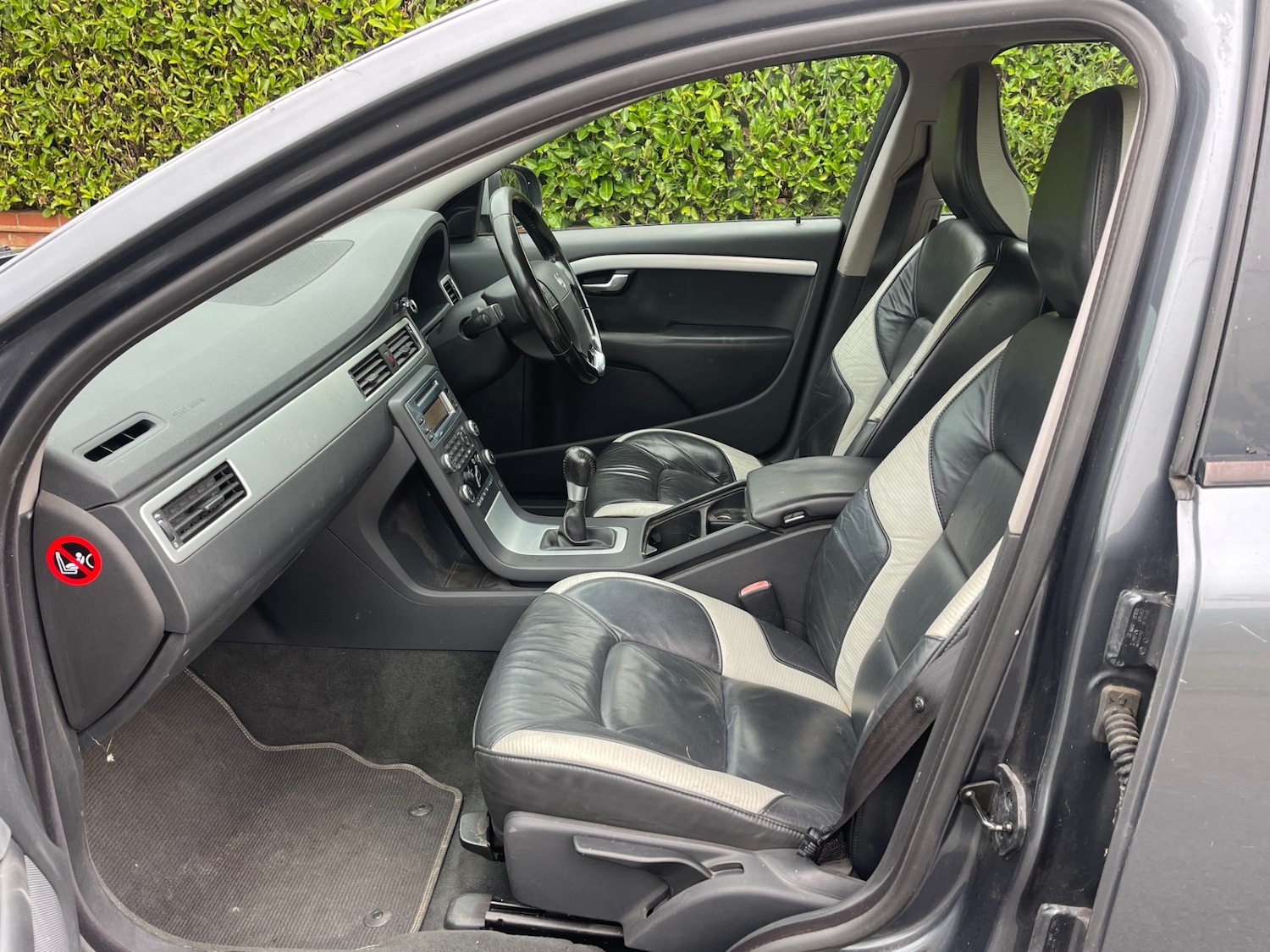 Used Volvo V70 2009 for sale - 76287969: Photo 10