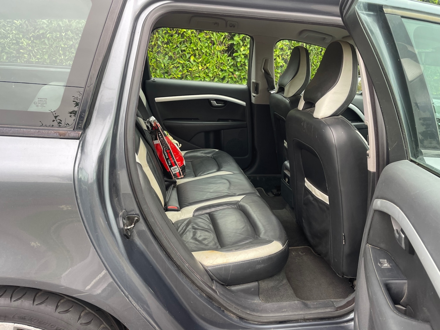 Used Volvo V70 2009 for sale - 76287969: Photo 15