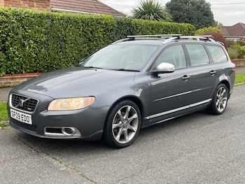 Used Volvo V70 2009 for sale - 76287969: Photo