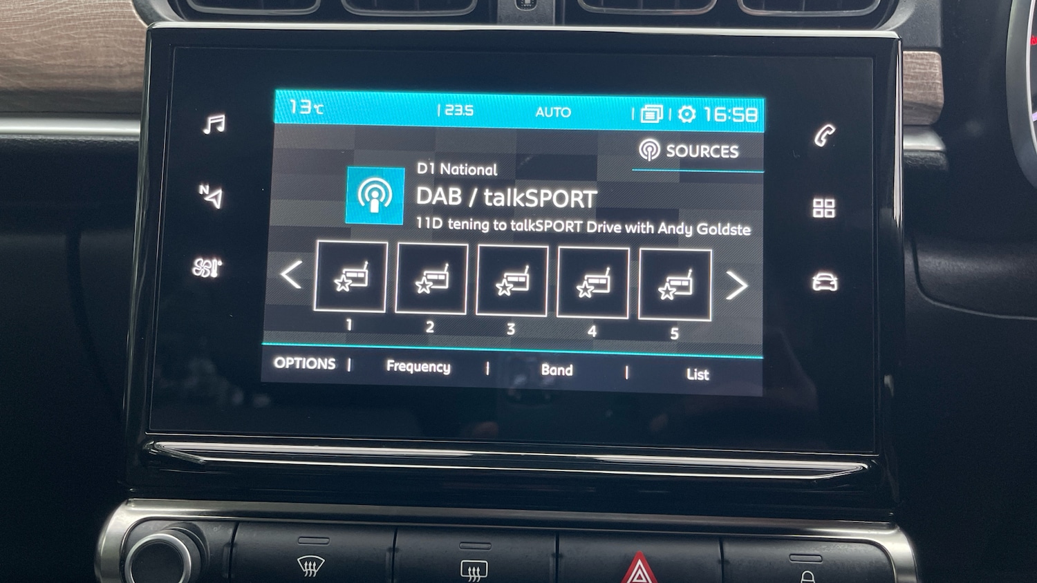 Used Citroen C3 2023 for sale - 76821547: Photo 25