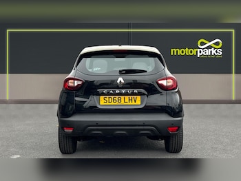 Used Renault Captur 2018 for sale - 75151765: Photo
