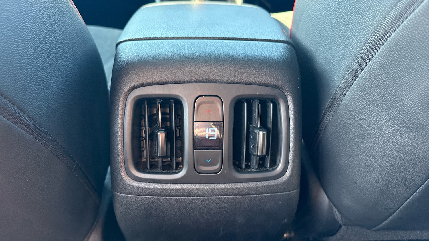 Used Hyundai TUCSON 2021 for sale - 76057646: Photo 21