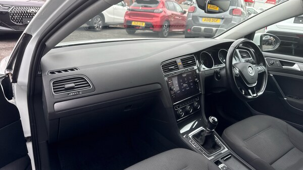 Used Volkswagen Golf 2020 for sale - 76164792: Photo 10