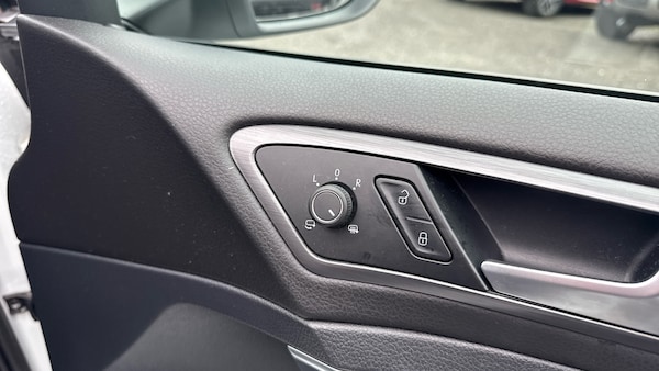 Used Volkswagen Golf 2020 for sale - 76164792: Photo 24