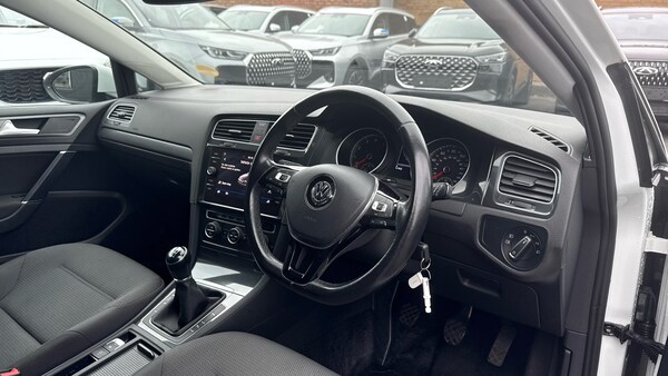 Used Volkswagen Golf 2020 for sale - 76164792: Photo 9