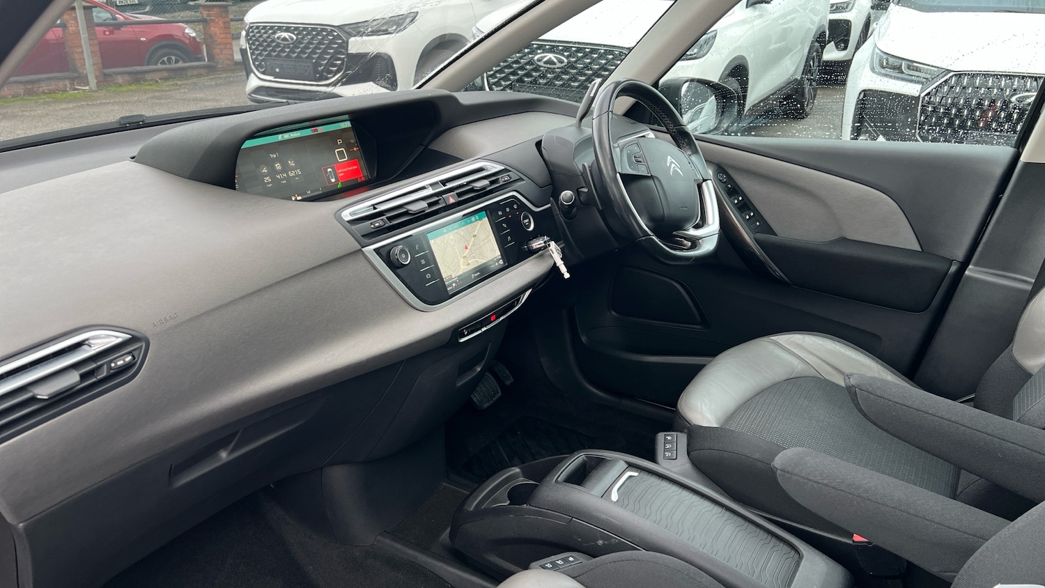 Used Citroen C4 Grand Picasso 2018 for sale - 76387089: Photo 10