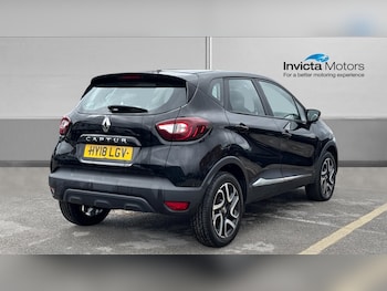 Used Renault Captur 2018 for sale - 79531285: Photo