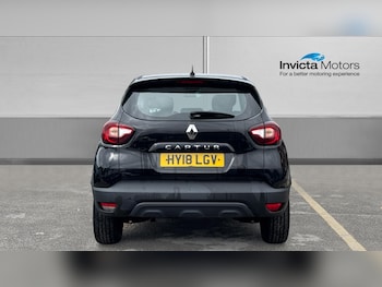 Used Renault Captur 2018 for sale - 79531285: Photo