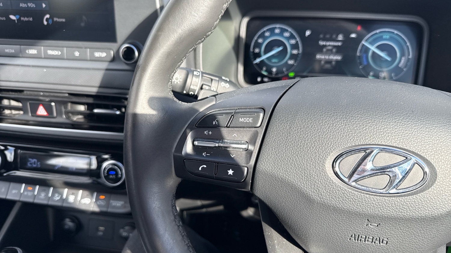 Used Hyundai KONA 2022 for sale - 76119546: Photo 24