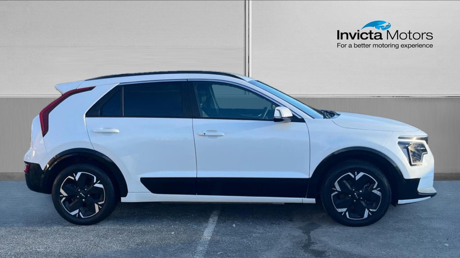 Used Kia Niro 2023 for sale - 76627618: Photo 2