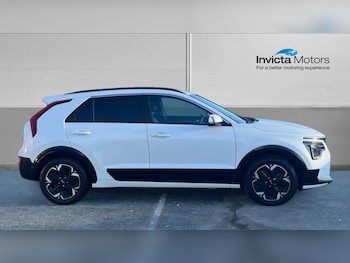 Used Kia Niro 2023 for sale - 76627618: Photo