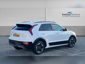 Used Kia Niro 2023 for sale - 76627618: Photo