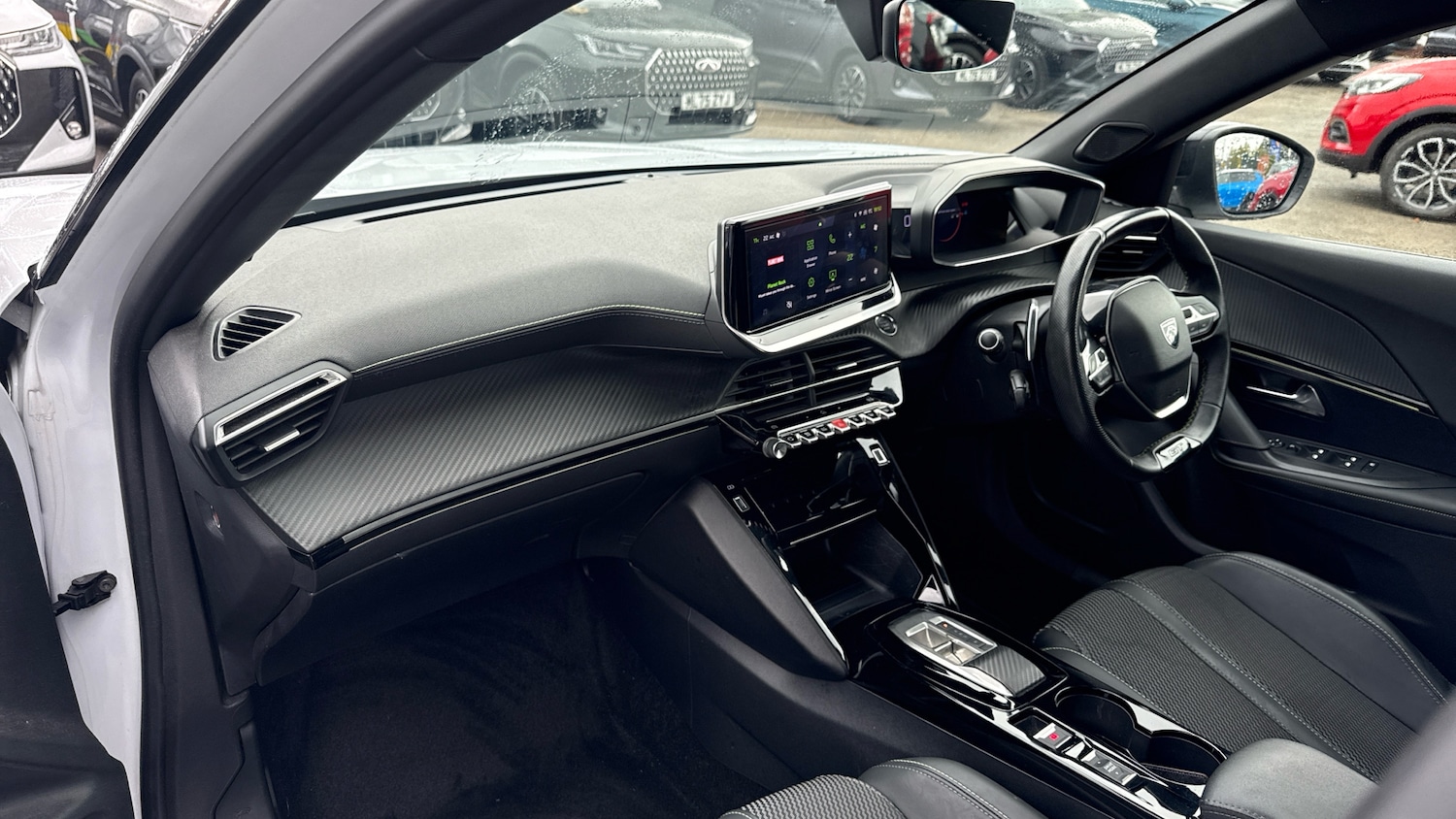 Used Peugeot 2008 2024 for sale - 76267611: Photo 10