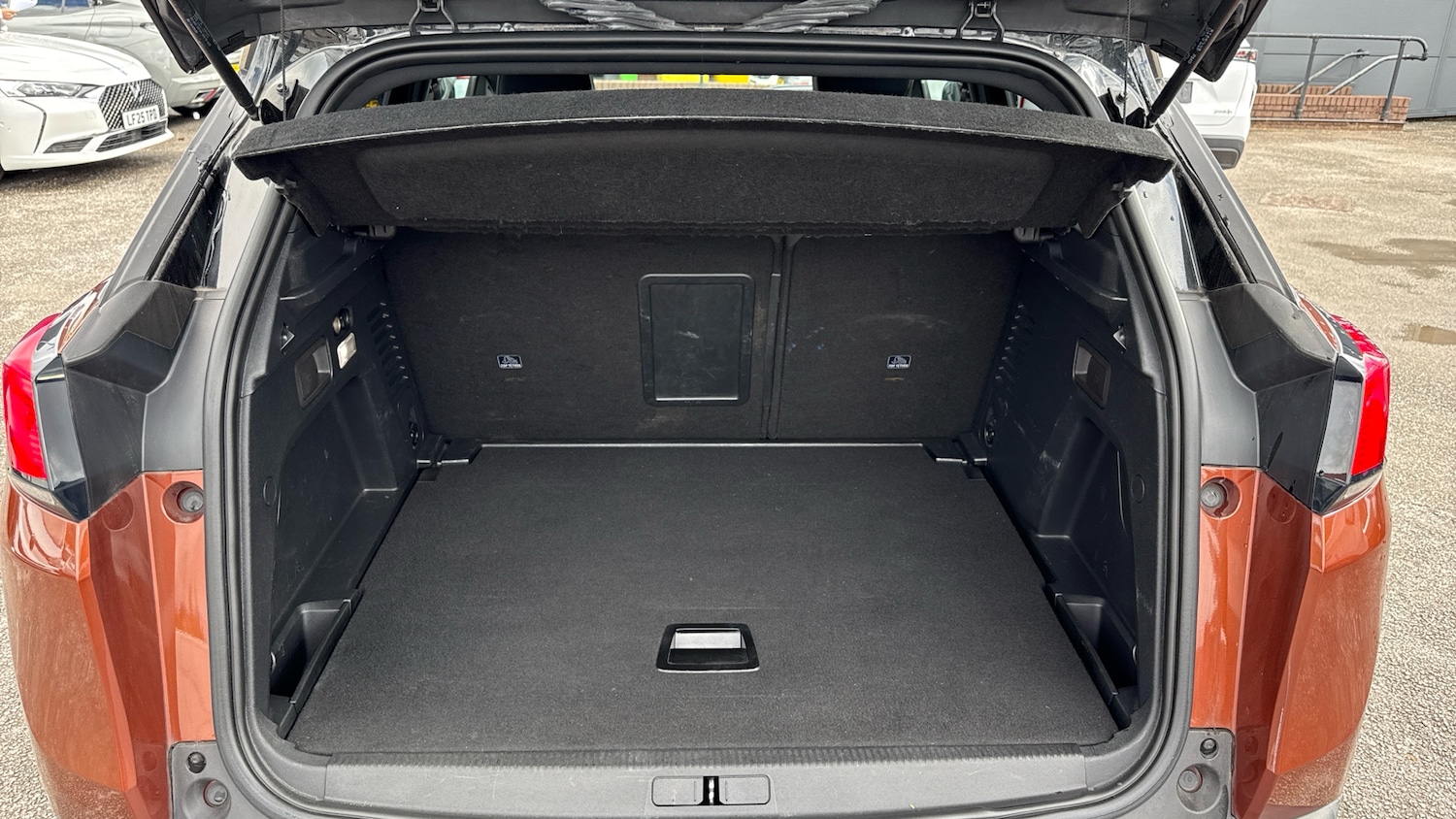 Used Peugeot 3008 2018 for sale - 76430680: Photo 15