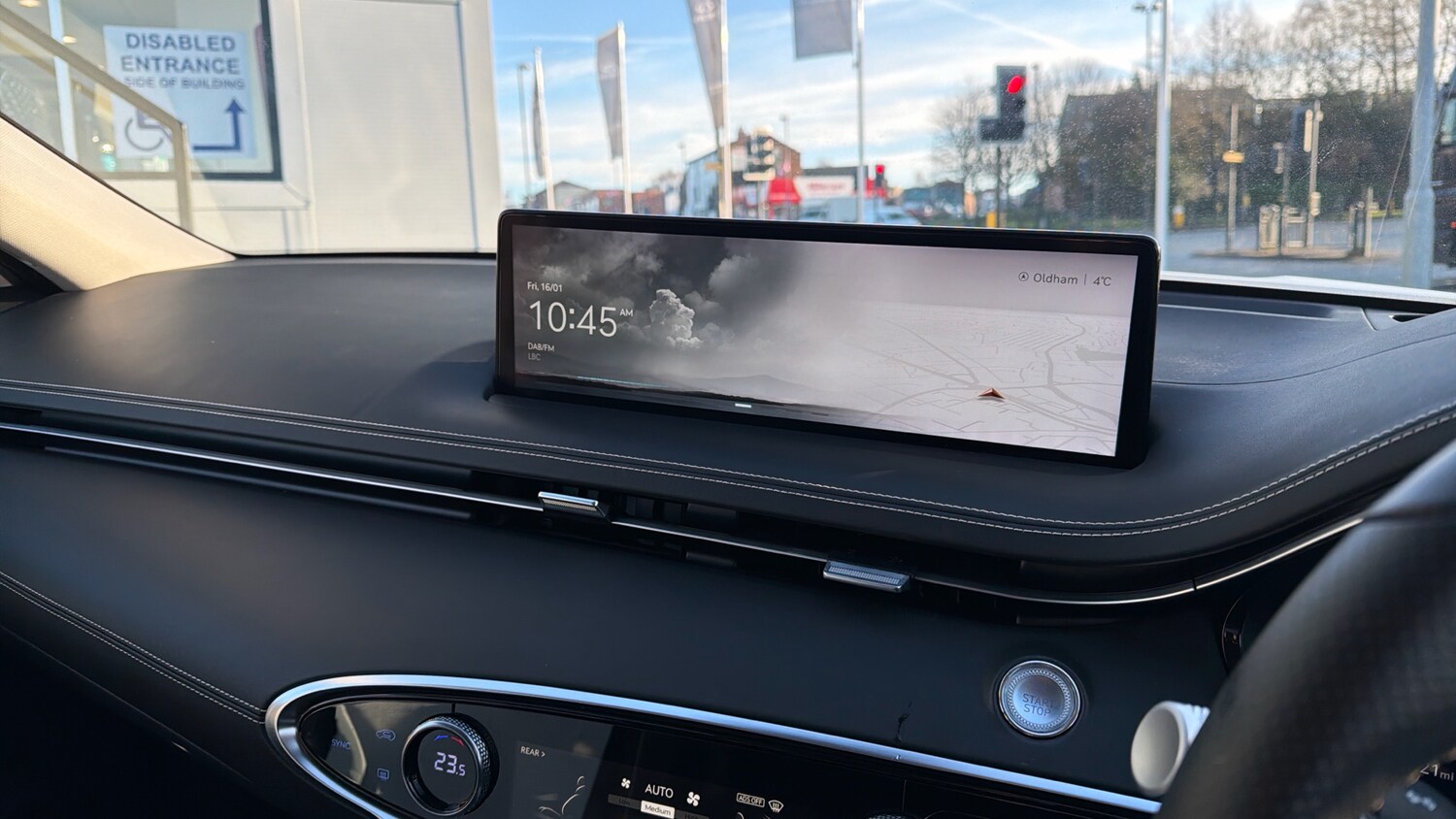 Used Genesis GV70 2023 for sale - 77213345: Photo 12