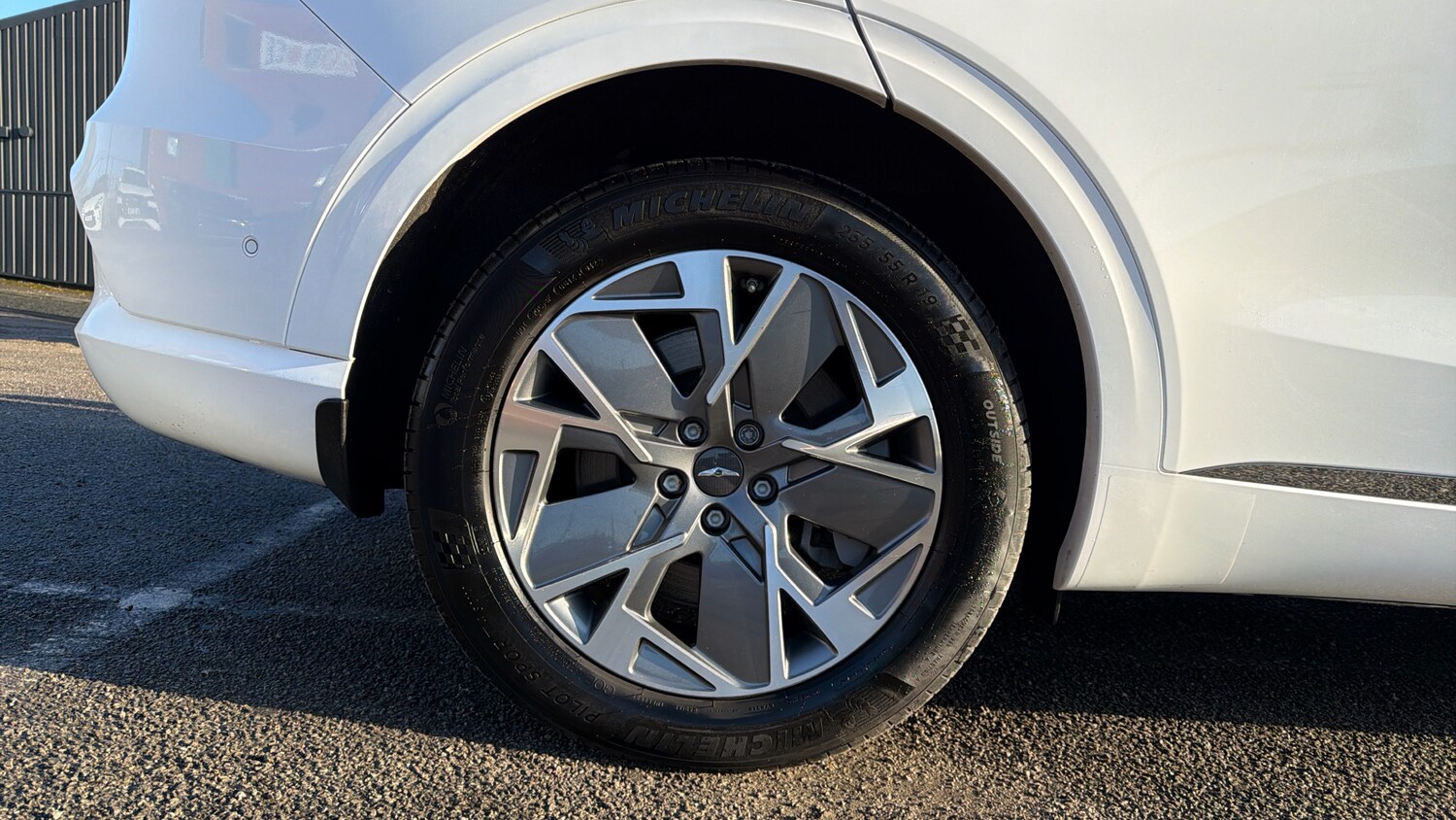 Used Genesis GV70 2023 for sale - 77213345: Photo 19