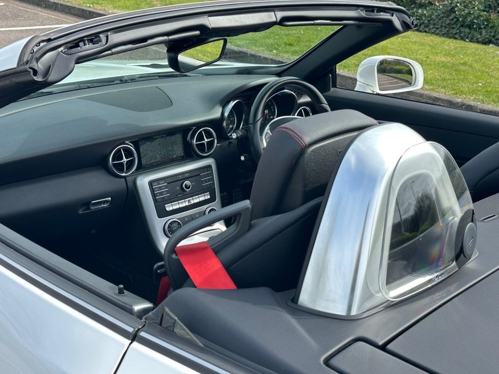 Used Mercedes-Benz SLC 2018 for sale - 78134141: Photo 17