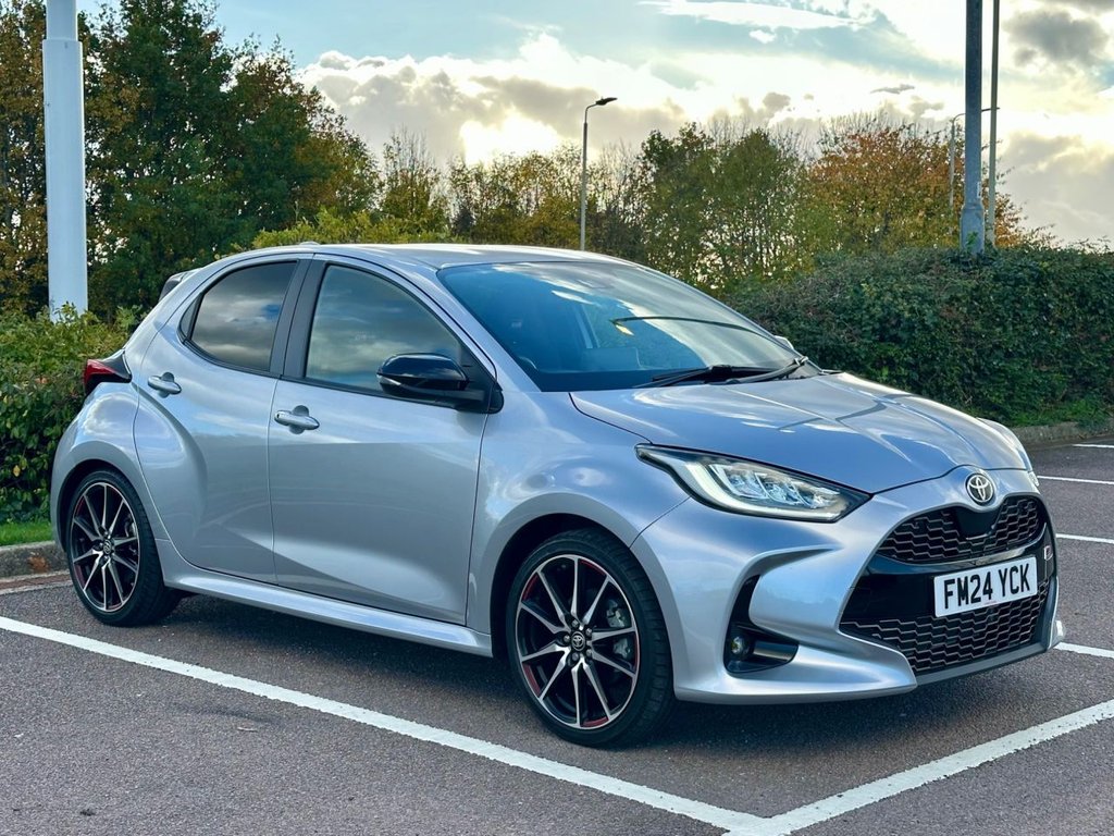 Used Toyota Yaris 2024 for sale - 76454379: Photo 1